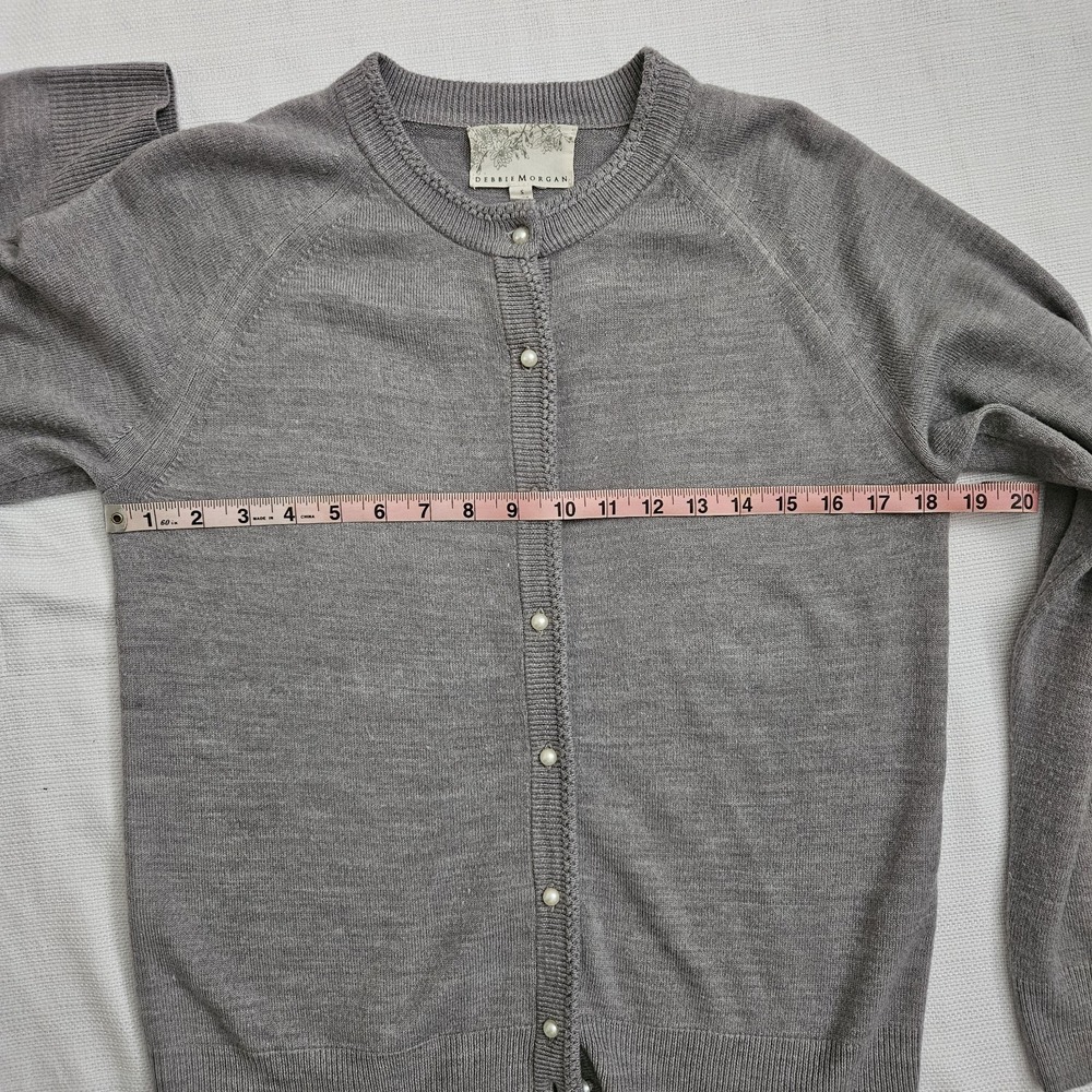 Womens‎ Grey Faux Pearl Button Crewneck Cardigan Sweater Size S Preppy Office - Picture 7 of 9